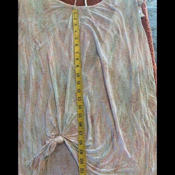 Victoria’s Secret Pastel multicolor top size M - Picture 4 of 9